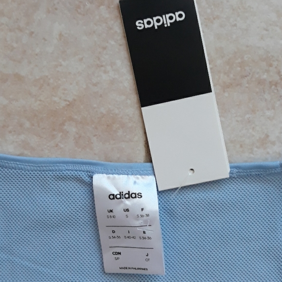 *Host Pick*Adidas ladies top - Picture 4 of 8